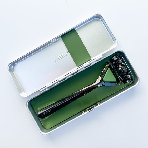 Razor Travel Tin