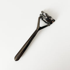 Triple Blade Refillable Razor